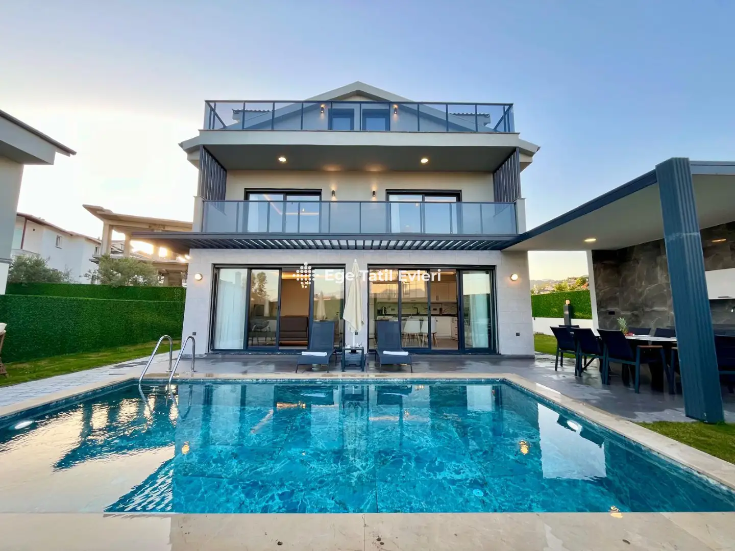 Geniş Aileler İçin Villa Kiralama