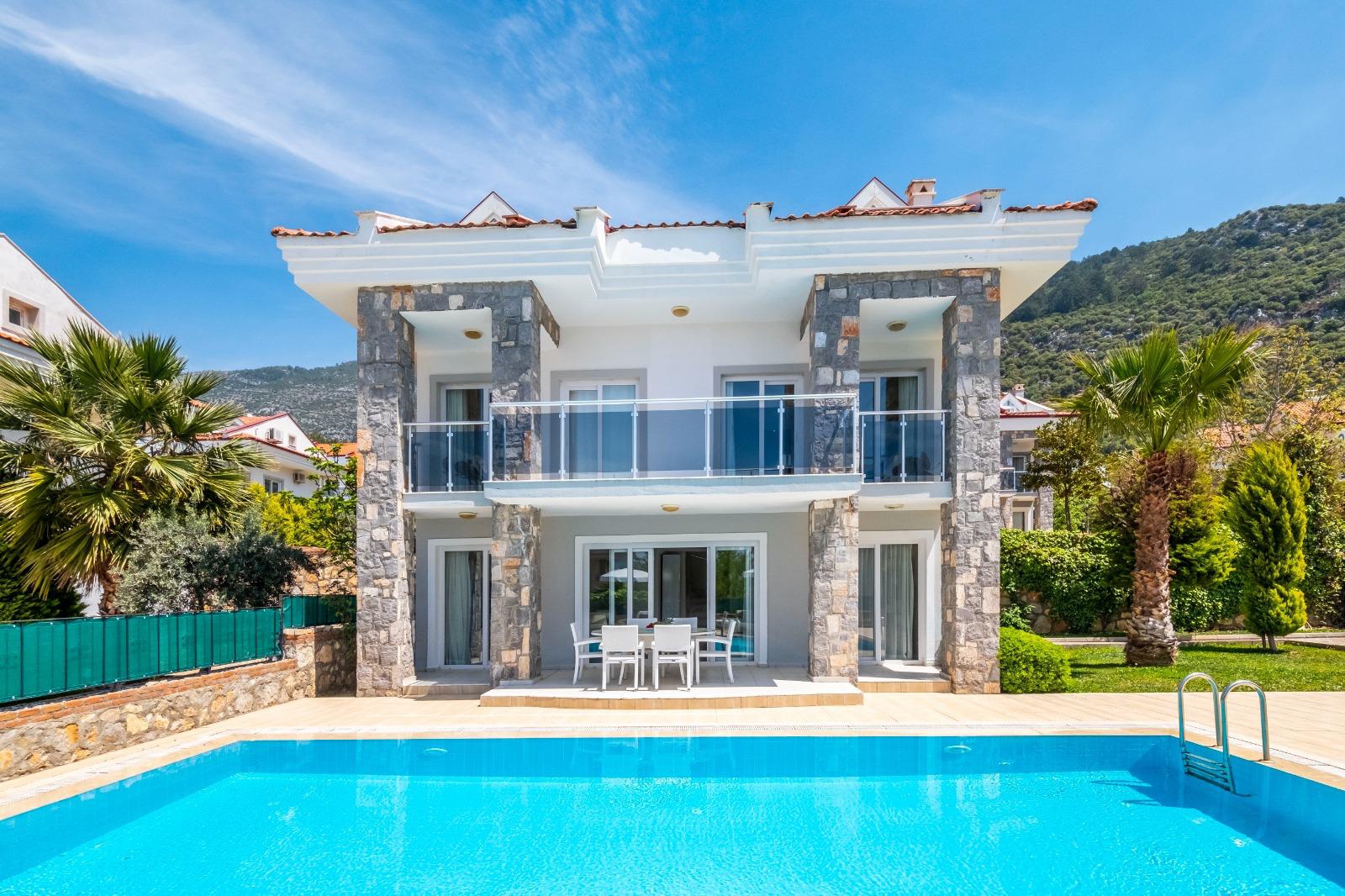 Fethiyede Havuzlu Günlük Kiralk Villalar: Rüya Gibi Bir Tatil Sizi Bekliyor