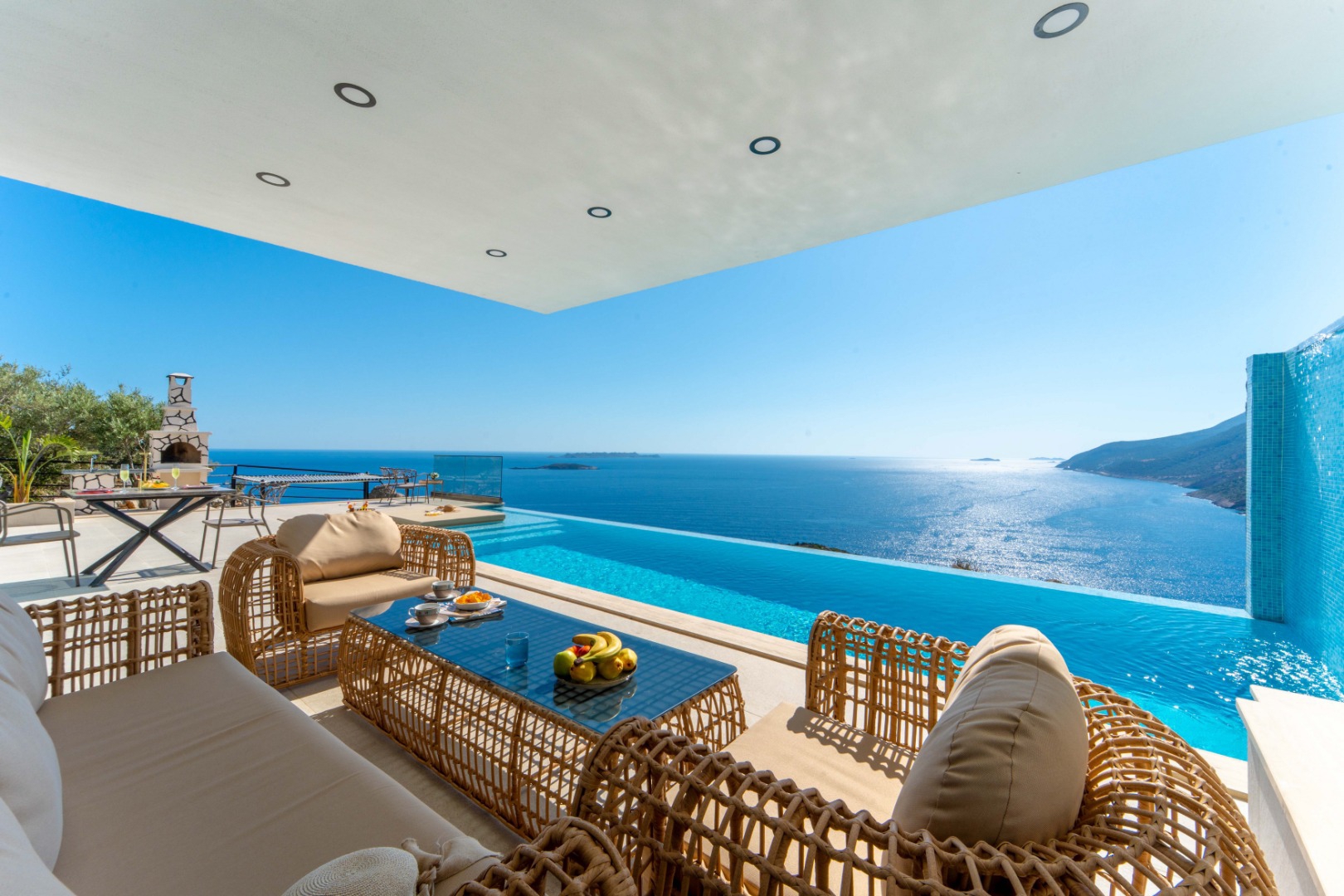 Dört Mevsim Tatil Keyfi: Kaş & Kalkan Isıtmalı Havuzlu Villa Seçenekleri