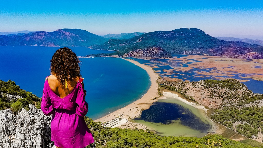 Dalyan Gezilecek Yerler: Doğanın ve Tarihin Buluştuğu Eşsiz Rota