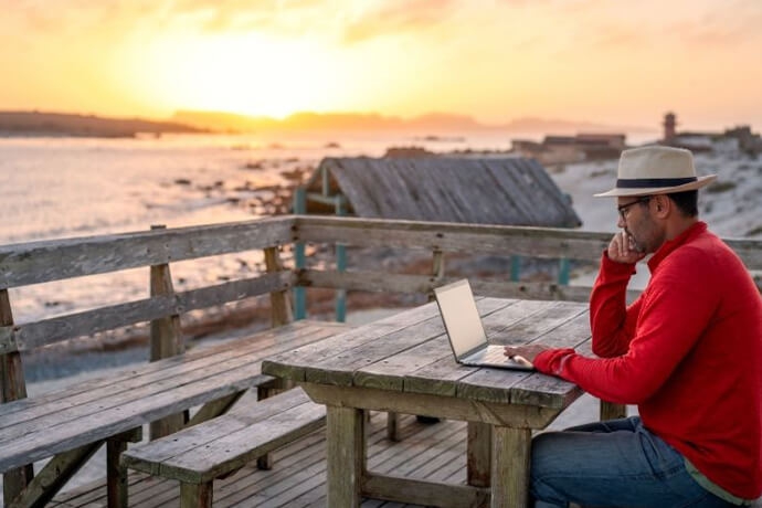 Fethiyede Dijital Nomad Yaam: Neden Tercih Edilmeli?