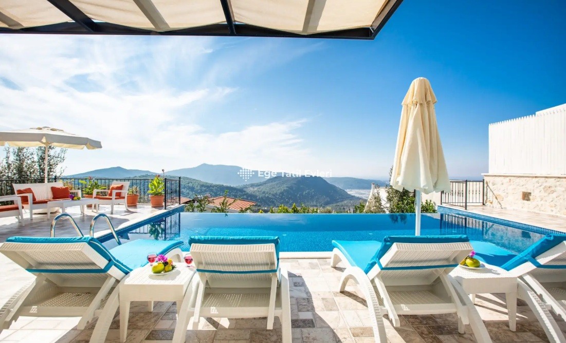 Ege Tatil Evleri Erken Rezervasyon Fırsatları 2026